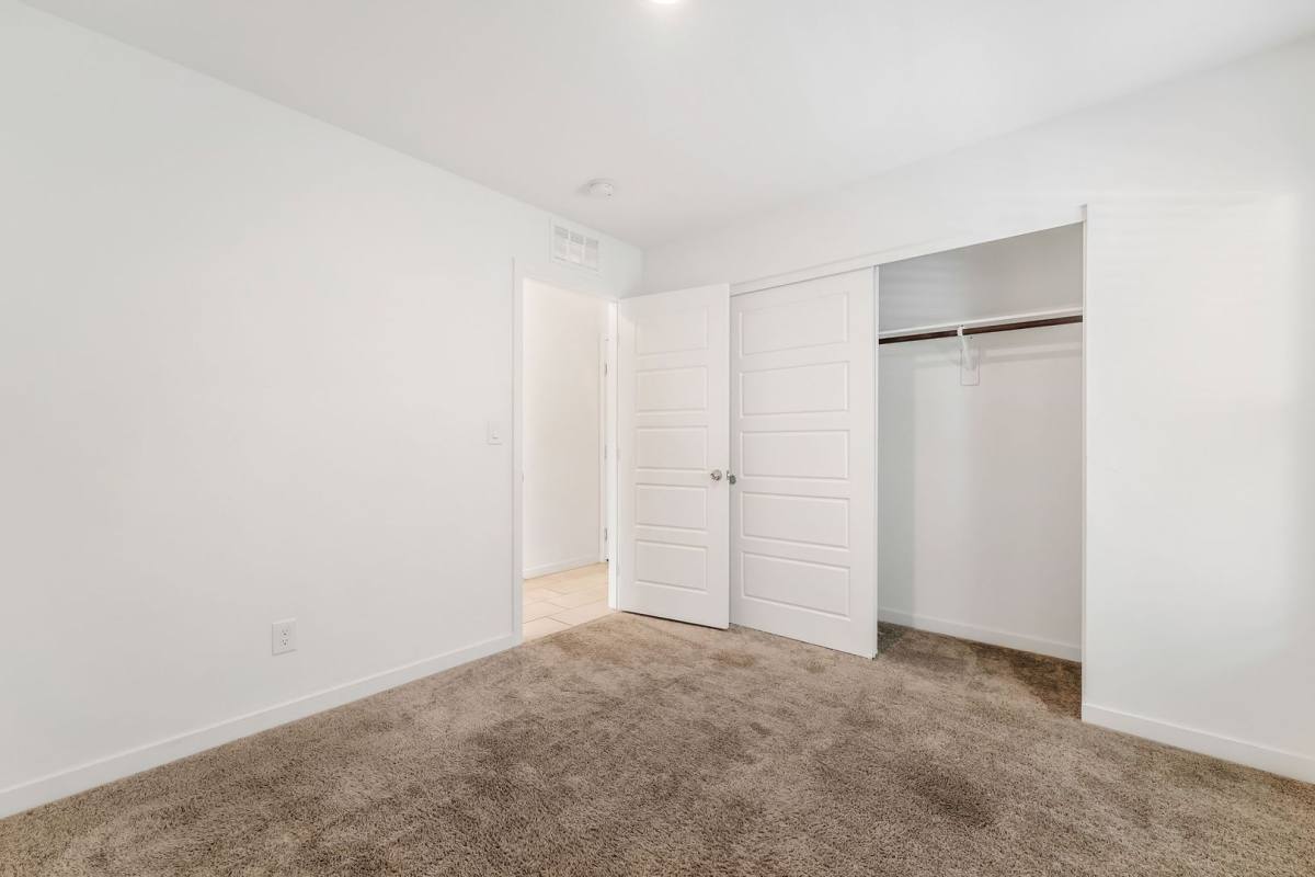 House for rent at 894 Cadence View Way, Henderson, NV 89011