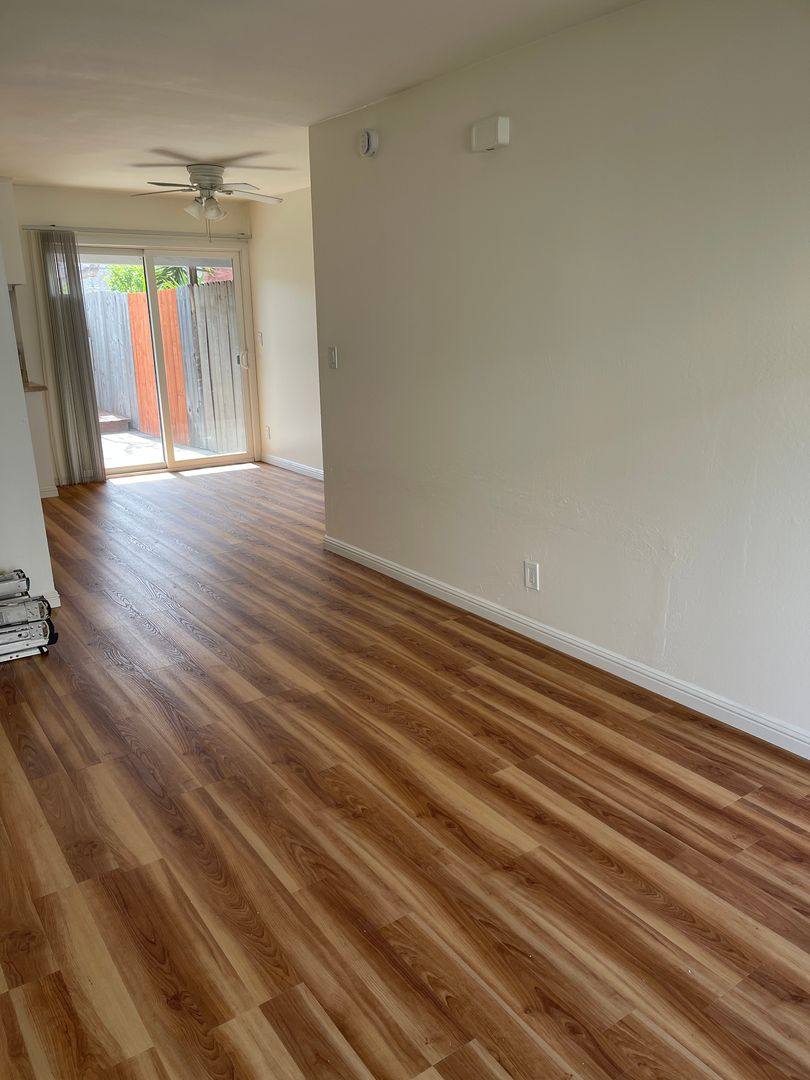 Apartment for rent at 343 Cabrillo St, Costa Mesa, CA 92627