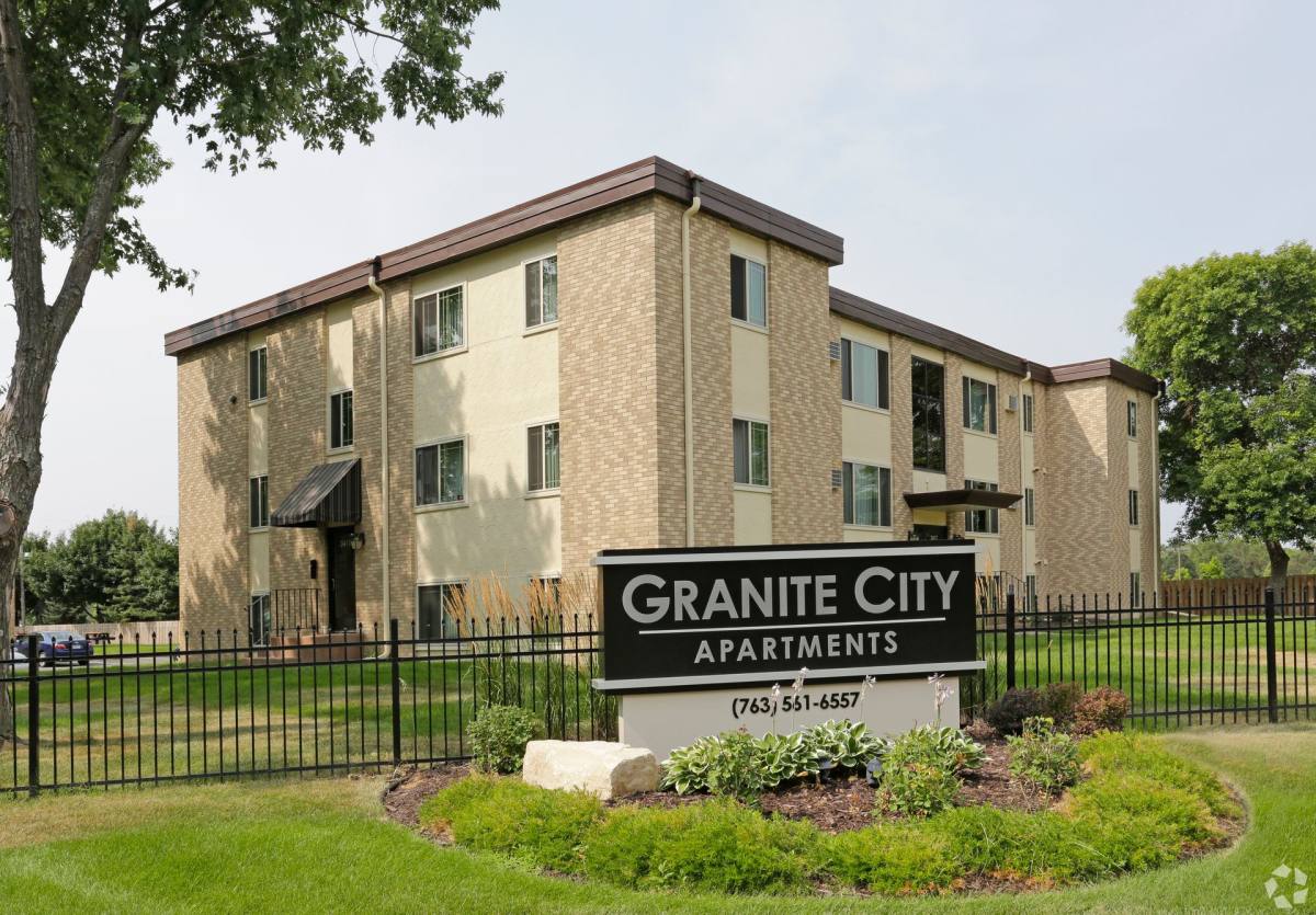 Apartment for rent at 3415 65th Ave N, Minneapolis, MN 55429