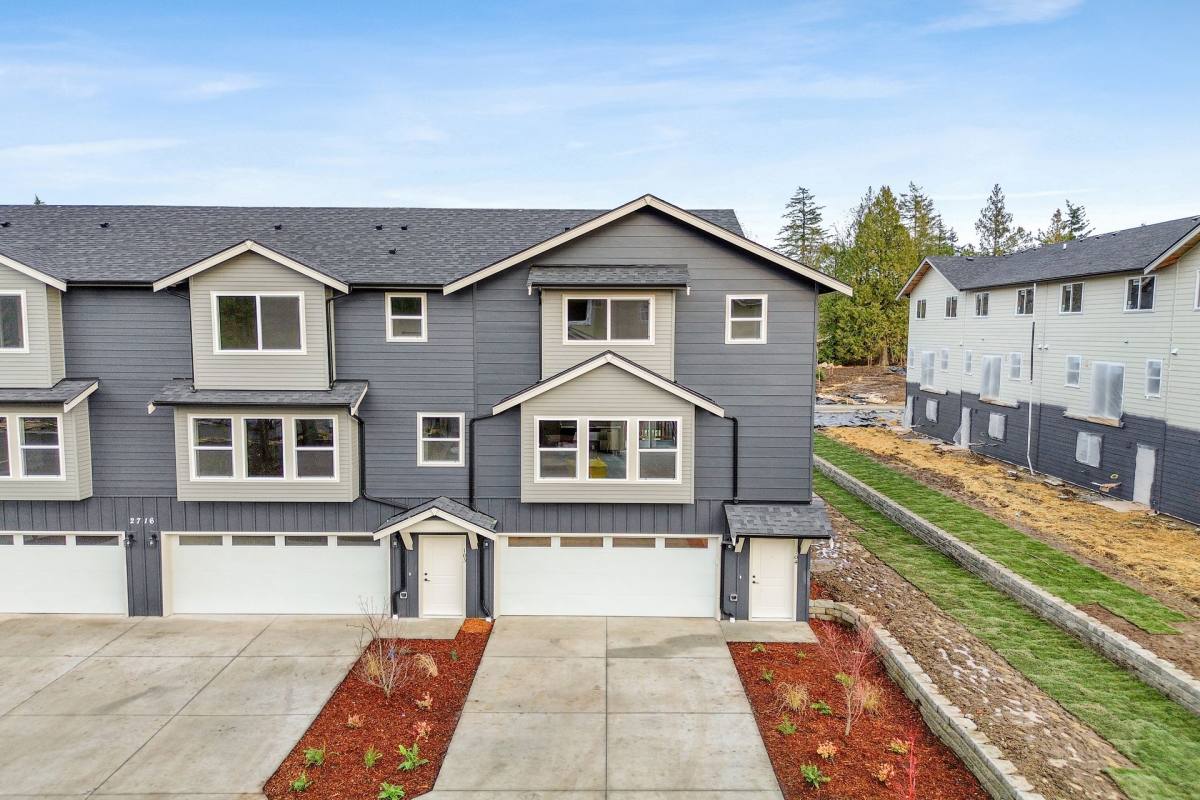 Apartment for rent at 2716 Oleander Loop, Blaine, WA 98230