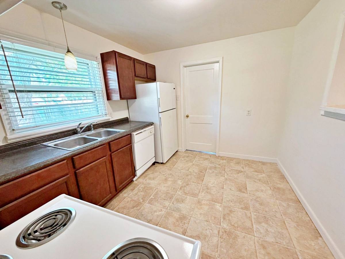 House for rent at 4838 Stanley Dr, Richmond, VA 23234