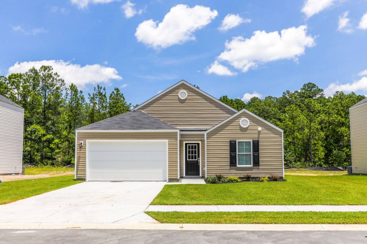 Townhouse for rent at 122 Cottage Way, Rincon, GA 31326