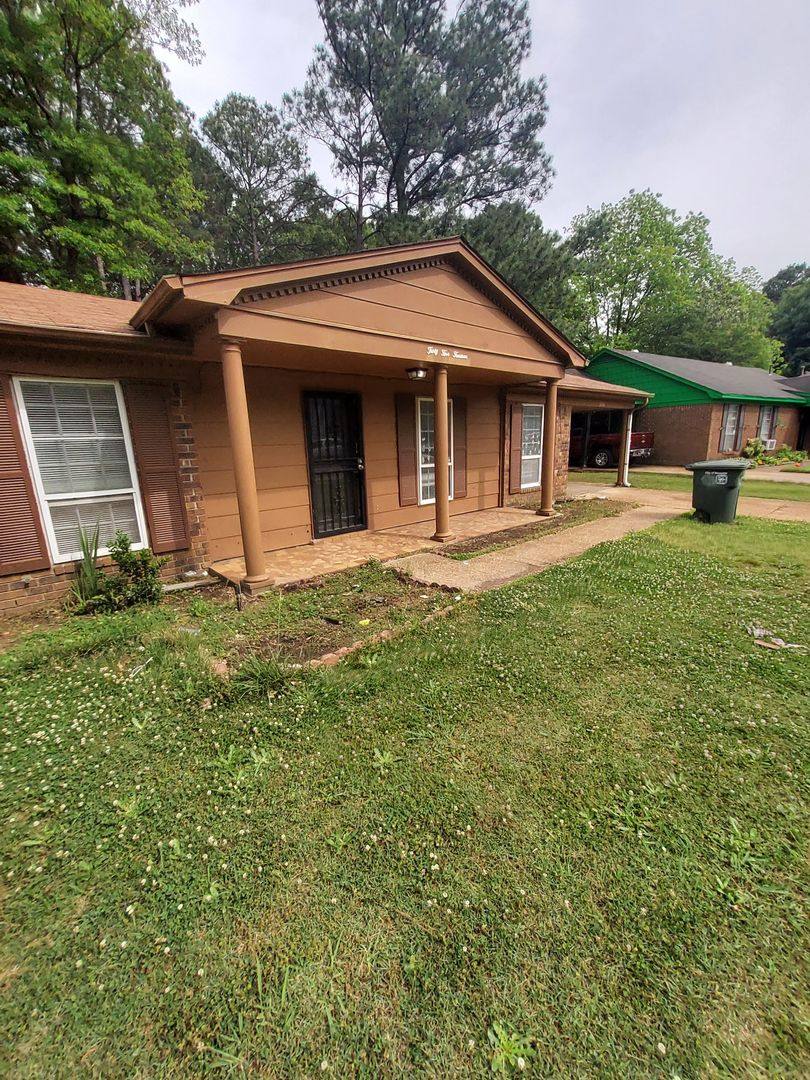 House for rent at 3514 Clearbrook St, Memphis, TN 38118