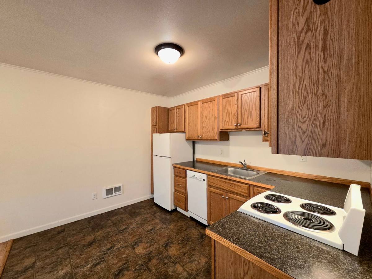 Apartment for rent at 703 Pioneer St, Cashmere, WA 98815