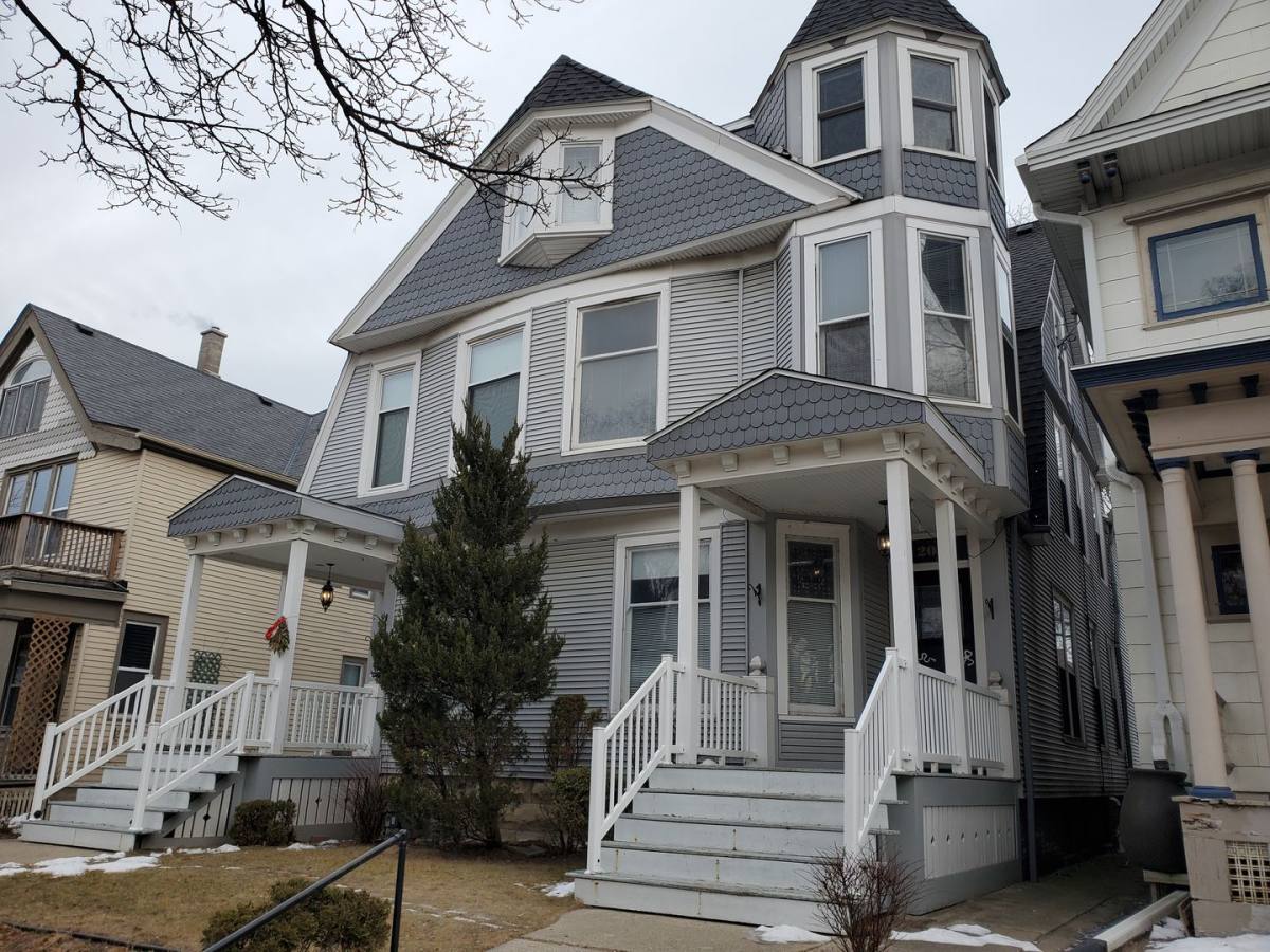 Townhouse for rent at 2054 N Cambridge Ave, Milwaukee, WI 53202