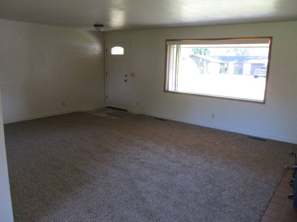 House for rent at 1509 Avon Ave, Burlington, WA 98233