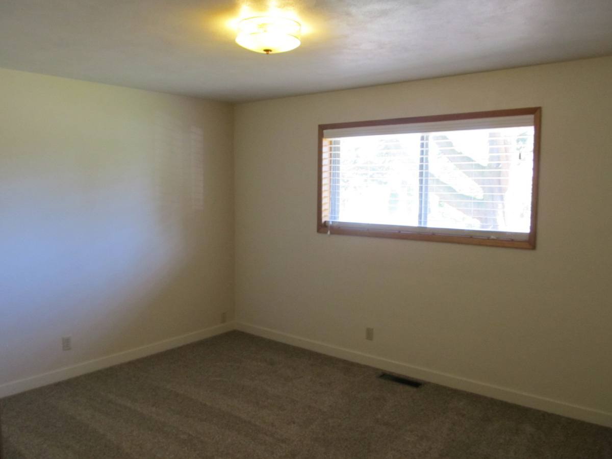 House for rent at 1509 Avon Ave, Burlington, WA 98233