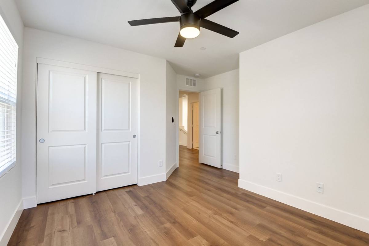 Townhouse for rent at 2875 Starling Summit St, Henderson, NV 89044