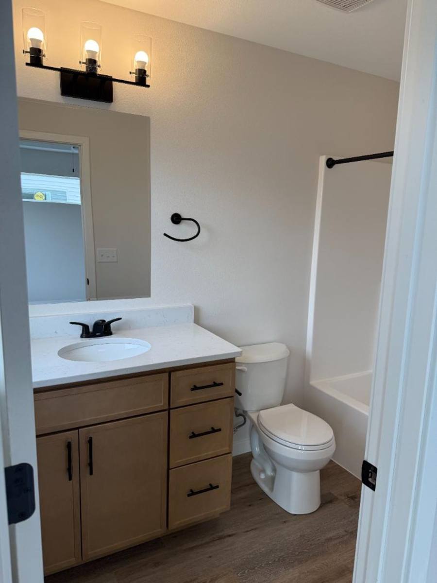Apartment for rent at 1117 Ellis Blvd NW, Cedar Rapids, IA 52405