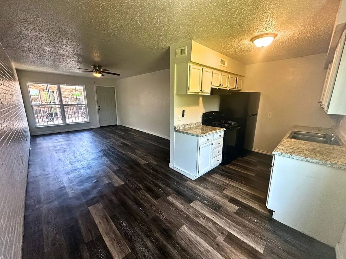 Apartment for rent at 2107 NW 38th St, Lawton, OK 73505