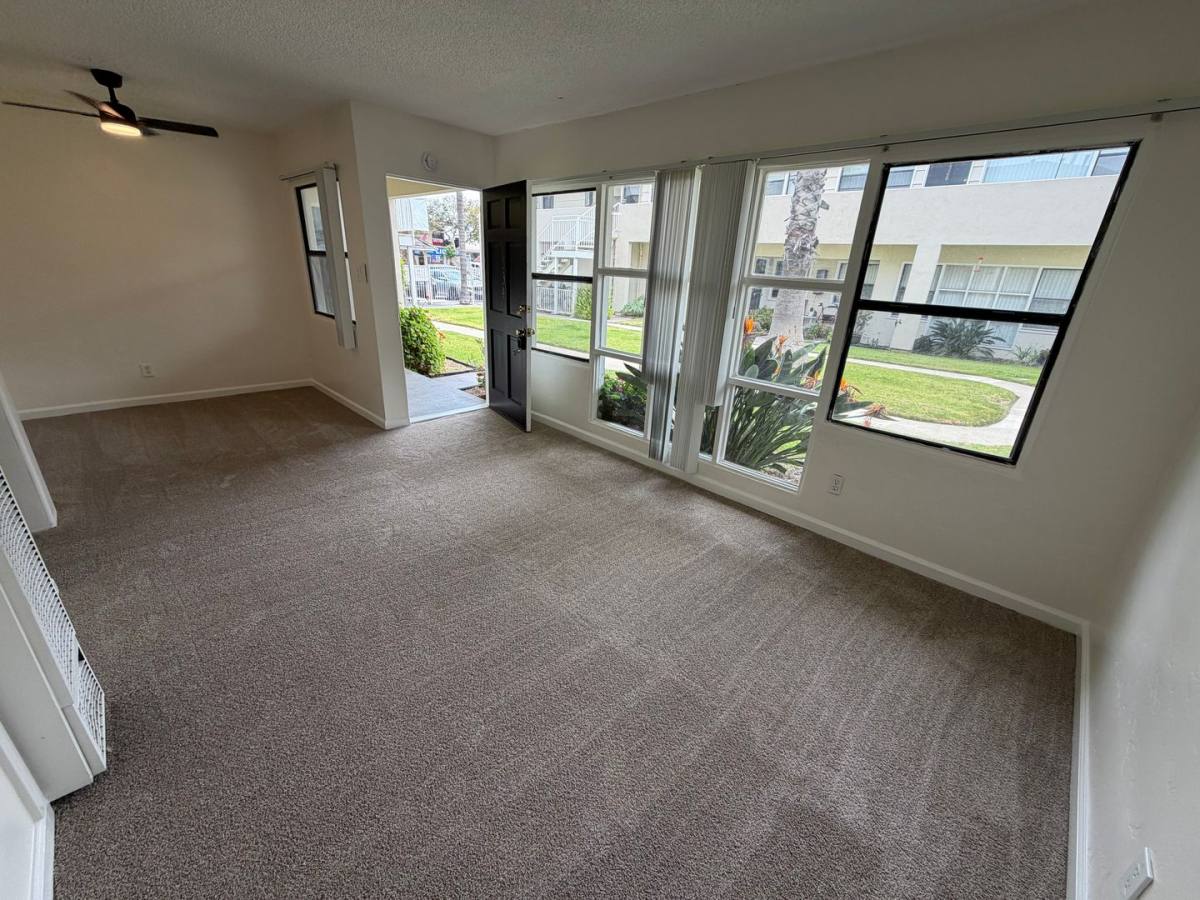 Apartment for rent at 1518-1540 Rosecrans & 3015-3025 Ingelow St, San Diego, CA 92106
