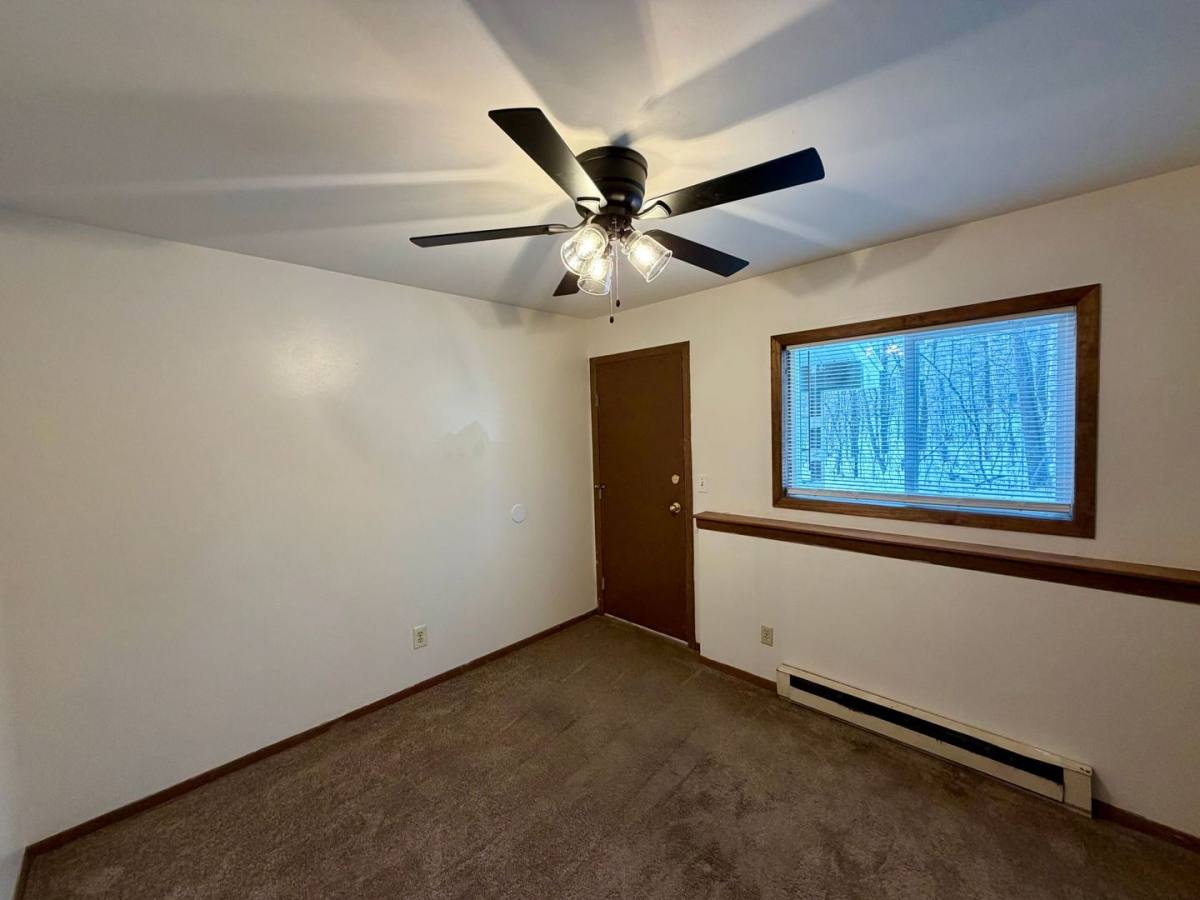 Apartment for rent at 225 Crescent St, Rhinelander, WI 54501