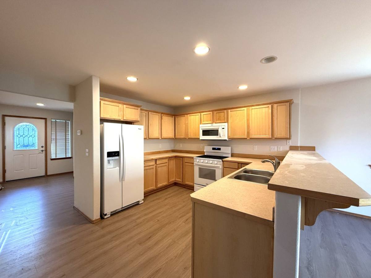 House for rent at 3229 135th Place SE, Bothell, WA 98012