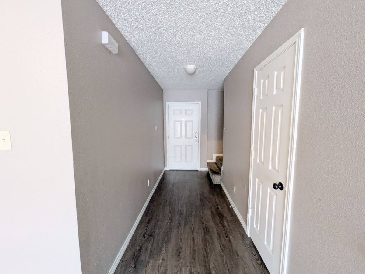 Townhouse for rent at 3720 Laurel St, Beaumont, TX 77707