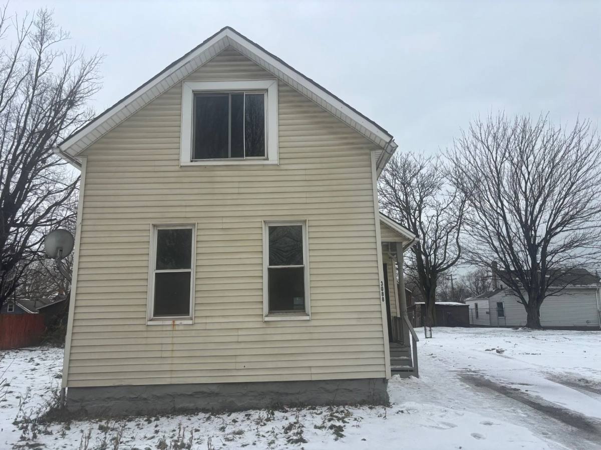 House for rent at 3088 Sawtell Rd, Cleveland, OH 44127