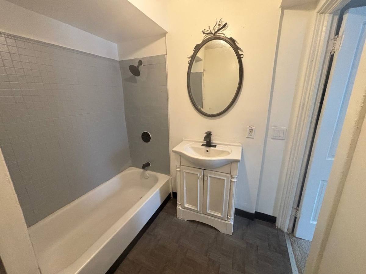 House for rent at 3088 Sawtell Rd, Cleveland, OH 44127