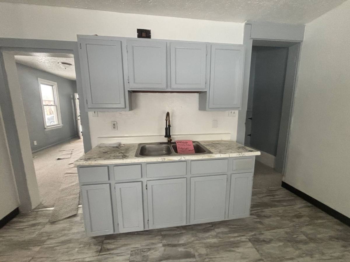 House for rent at 3088 Sawtell Rd, Cleveland, OH 44127