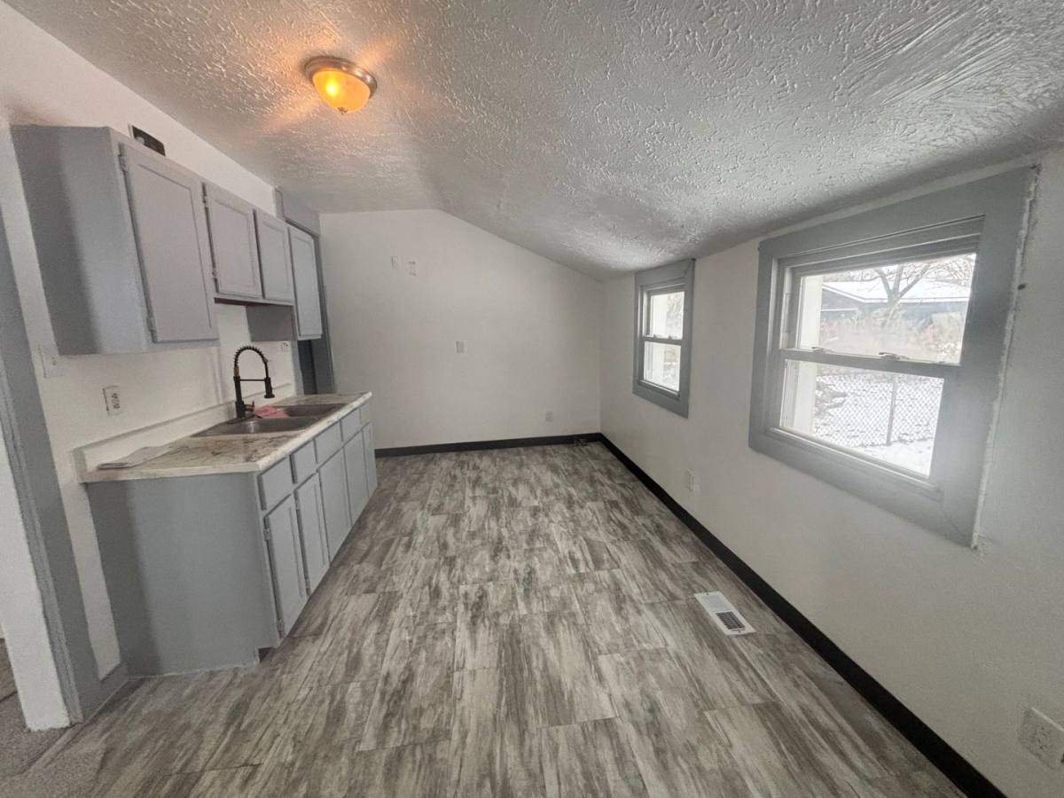 House for rent at 3088 Sawtell Rd, Cleveland, OH 44127