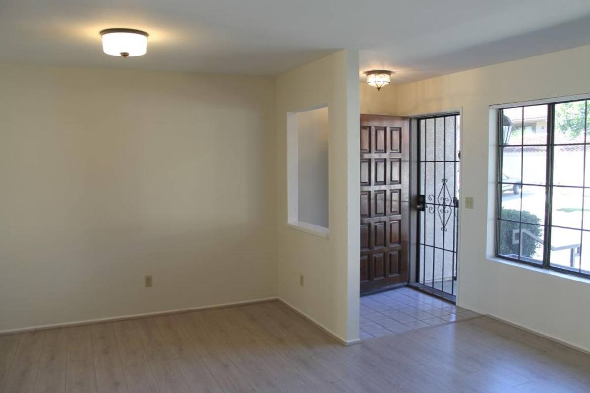 Townhouse for rent at 6822 Briarwood Dr, Carlsbad, CA 92011