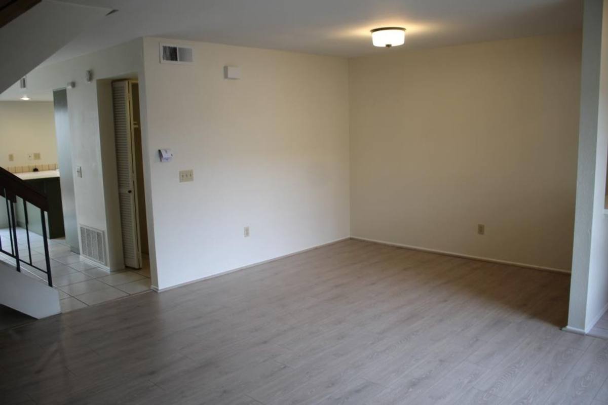 Townhouse for rent at 6822 Briarwood Dr, Carlsbad, CA 92011