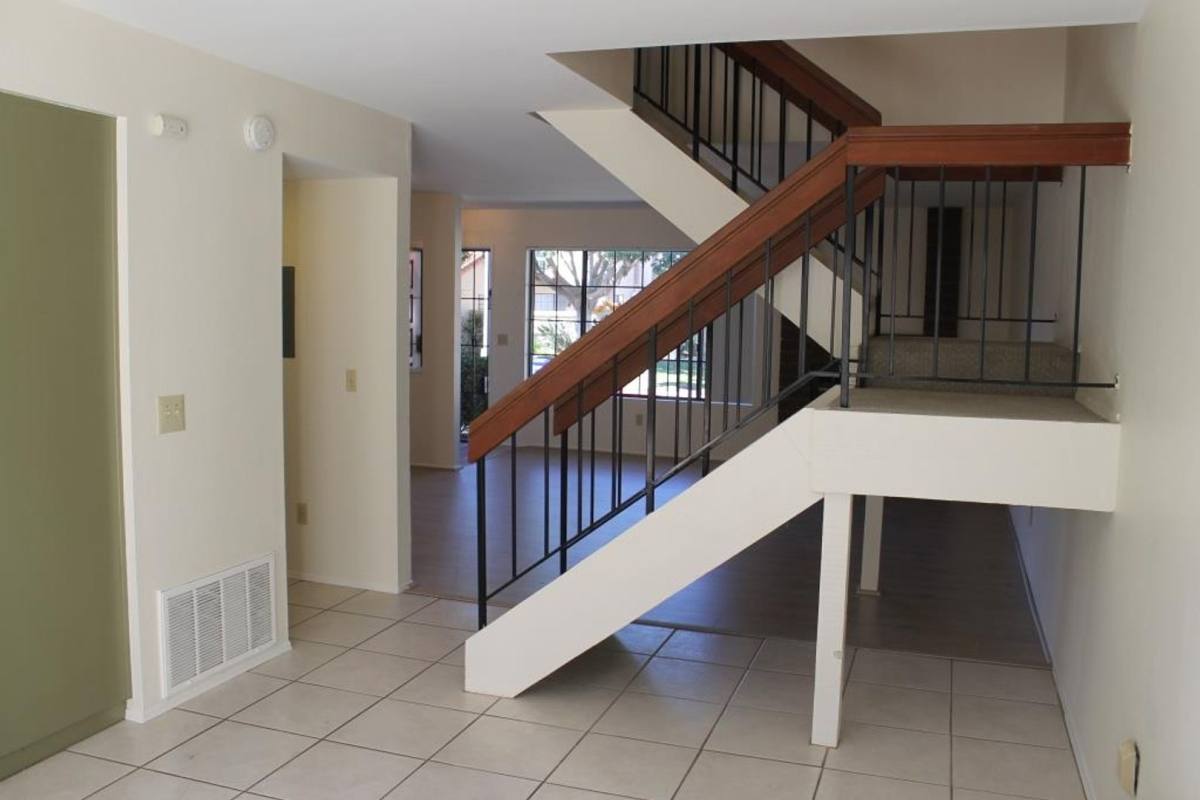Townhouse for rent at 6822 Briarwood Dr, Carlsbad, CA 92011