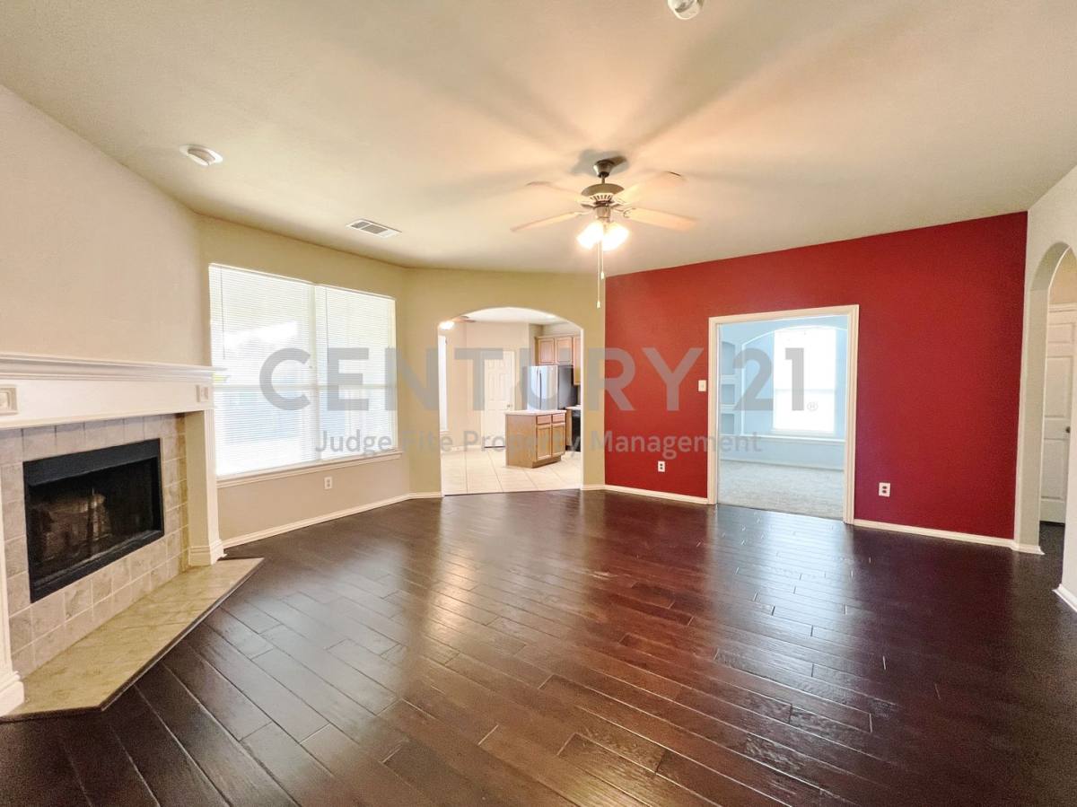 House for rent at 552 Kerry St, Crowley, TX 76036