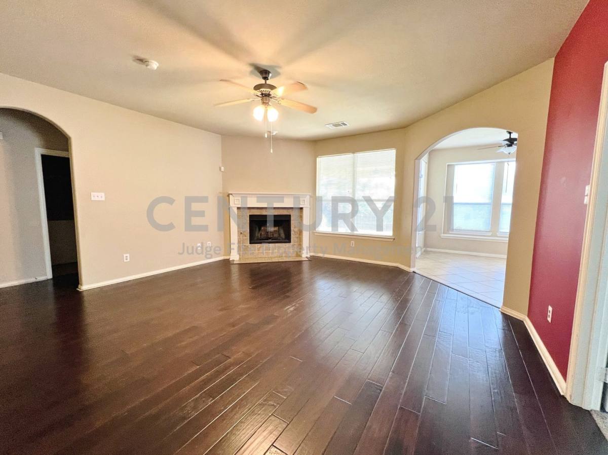 House for rent at 552 Kerry St, Crowley, TX 76036