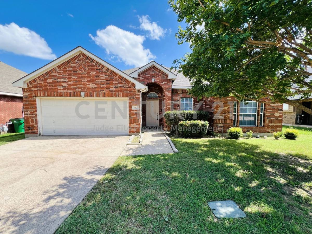 House for rent at 552 Kerry St, Crowley, TX 76036
