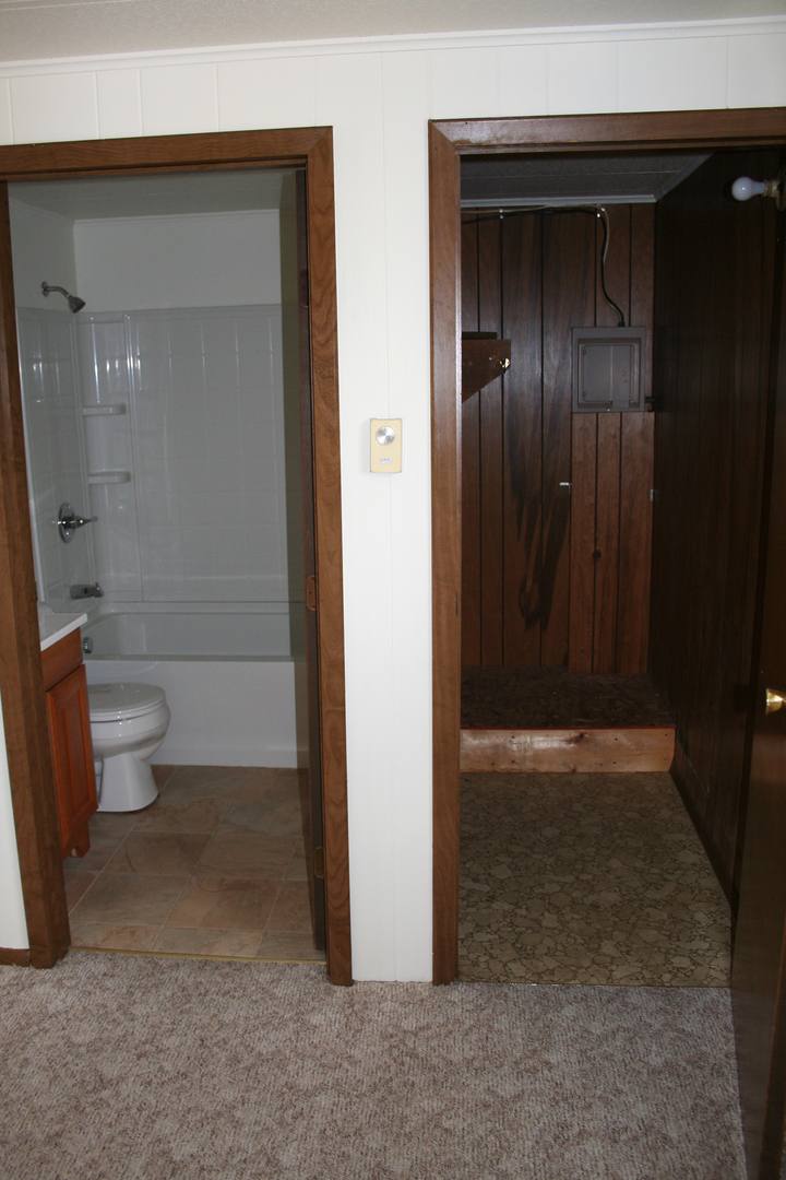 Apartment for rent at 1401-1407 Lincoln, Marquette, MI 49855