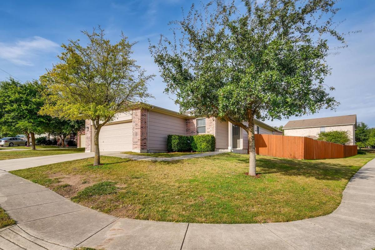 House for rent at 6607 Shadden Oaks, San Antonio, TX 78233