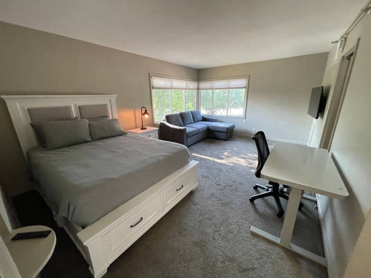 Apartment for rent at 217 S Spring Ave, Sioux Falls, SD 57104
