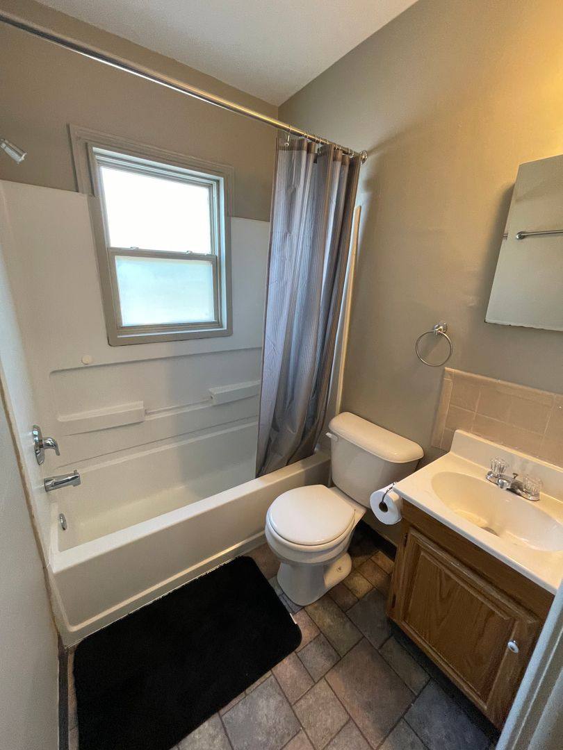 Apartment for rent at 217 S Spring Ave, Sioux Falls, SD 57104