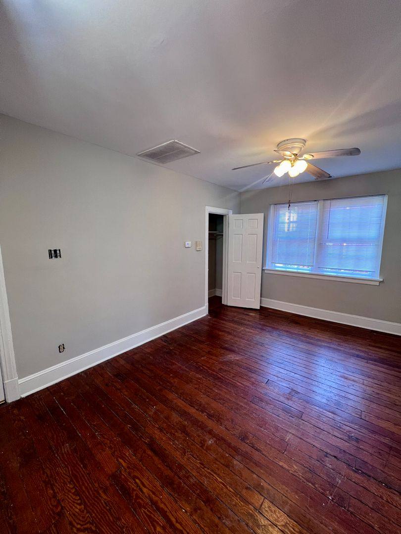 Apartment for rent at 200 W Franklin St, Richmond, VA 23220
