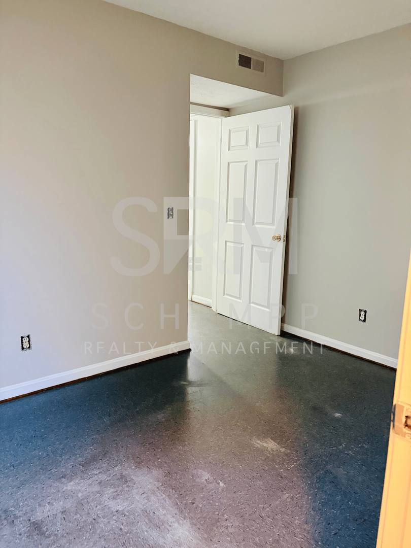 Apartment for rent at 2433 Slevin St, Louisville, KY 40212