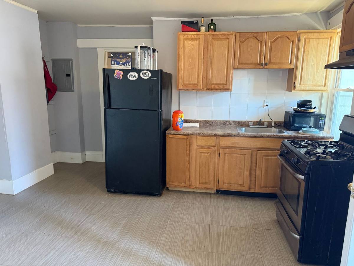 Apartment for rent at 11 Akron St, Roxbury, MA 02119