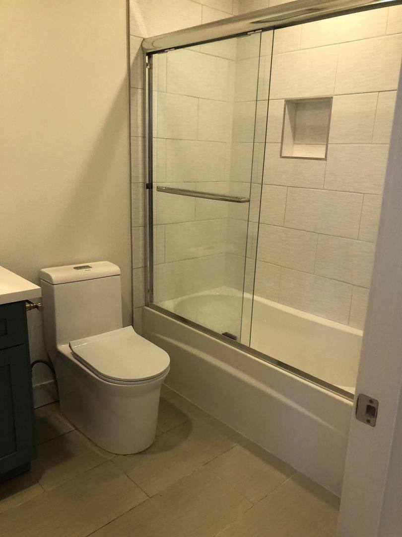 Apartment for rent at 2414 S W View St, Los Angeles, CA 90016