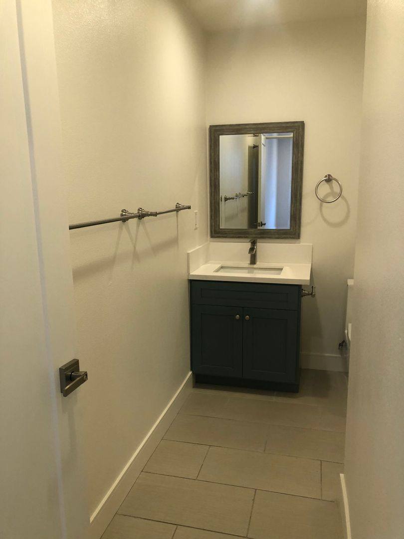 Apartment for rent at 2414 S W View St, Los Angeles, CA 90016
