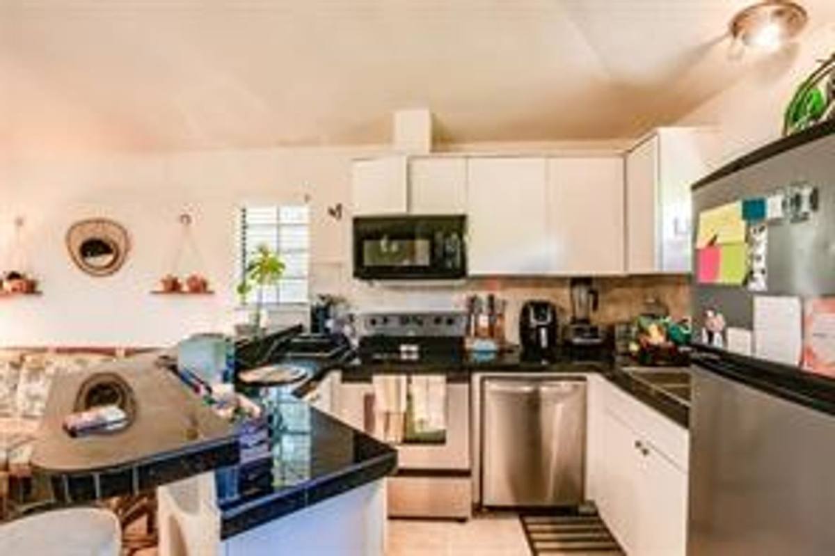 Apartment for rent at 2400 Thornton Rd, Austin, TX 78704