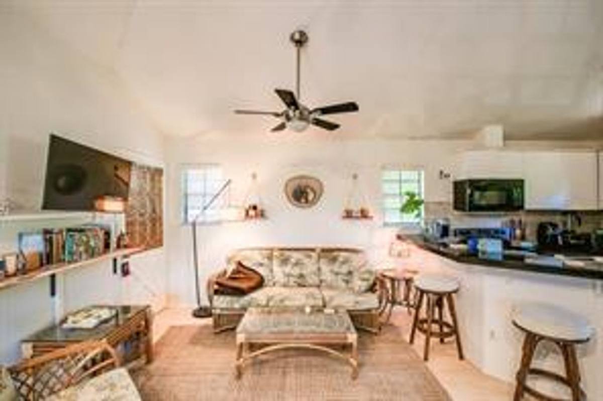 Apartment for rent at 2400 Thornton Rd, Austin, TX 78704