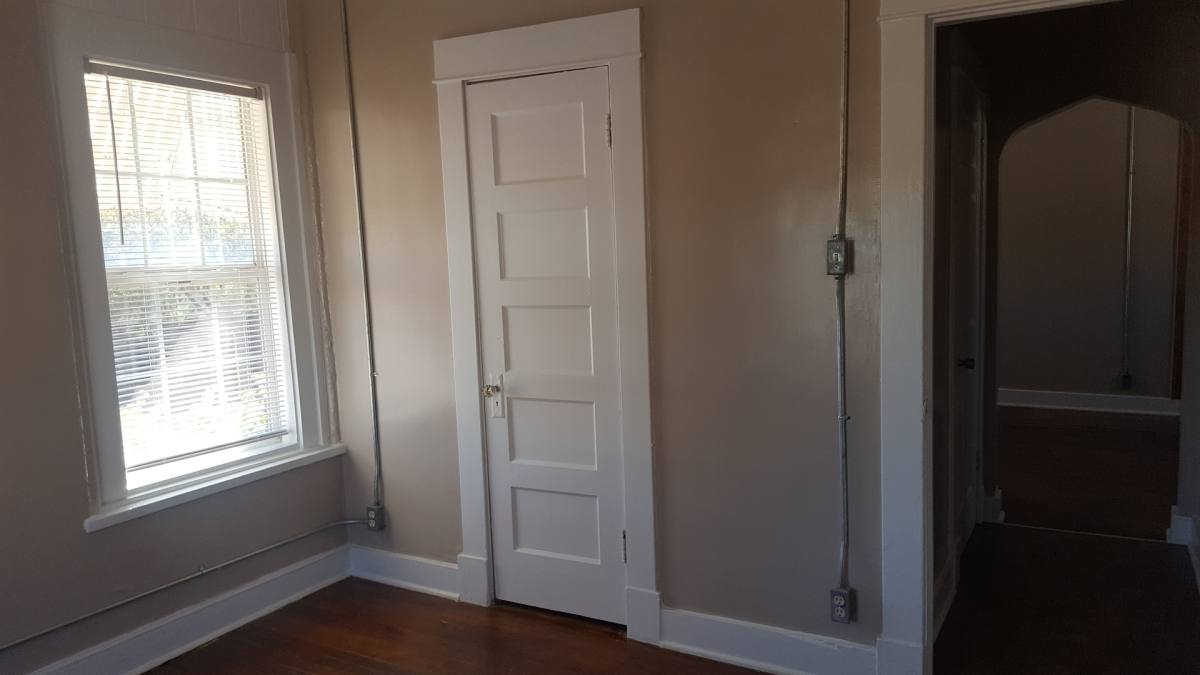 Apartment for rent at 303 1 2 S Osage, Bartlesville, OK 74003