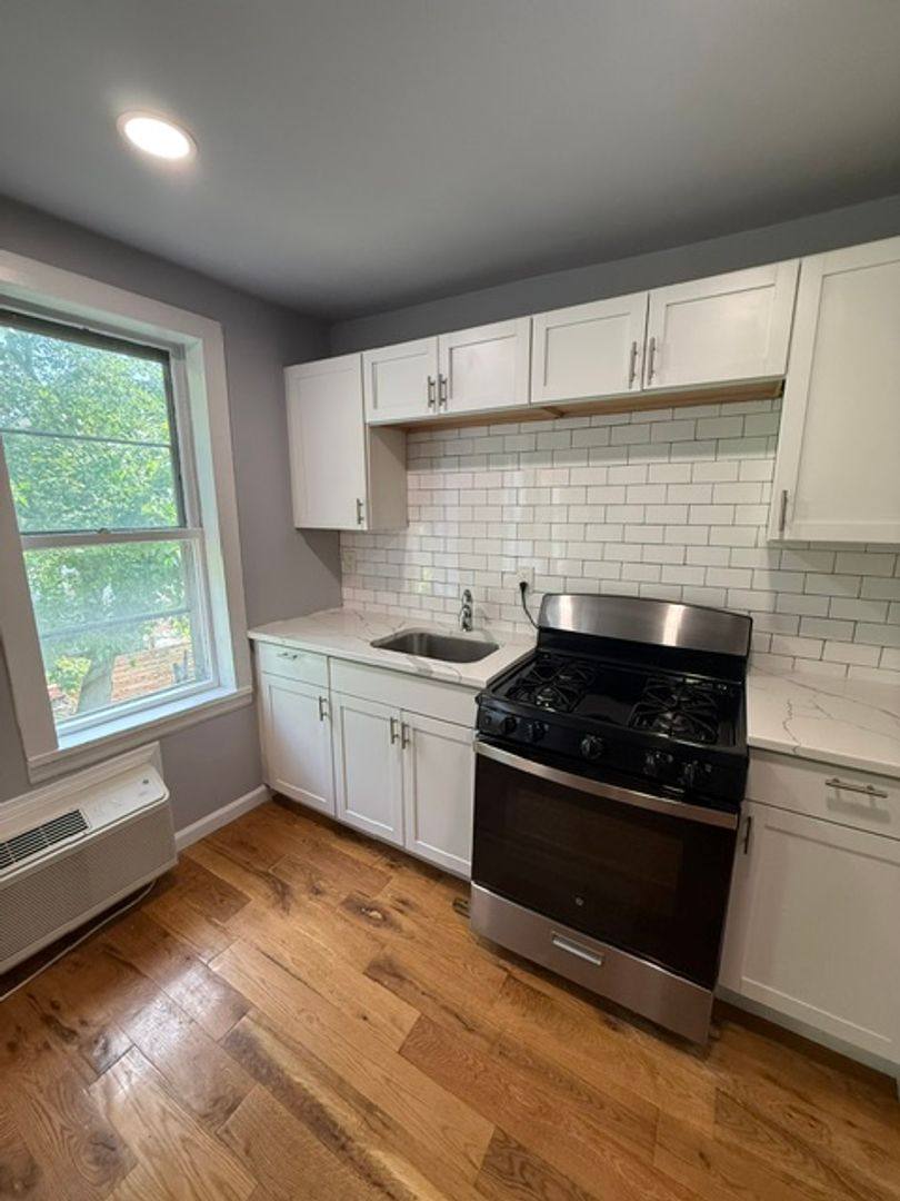 Apartment for rent at 162 First St, Newburgh, NY 12550