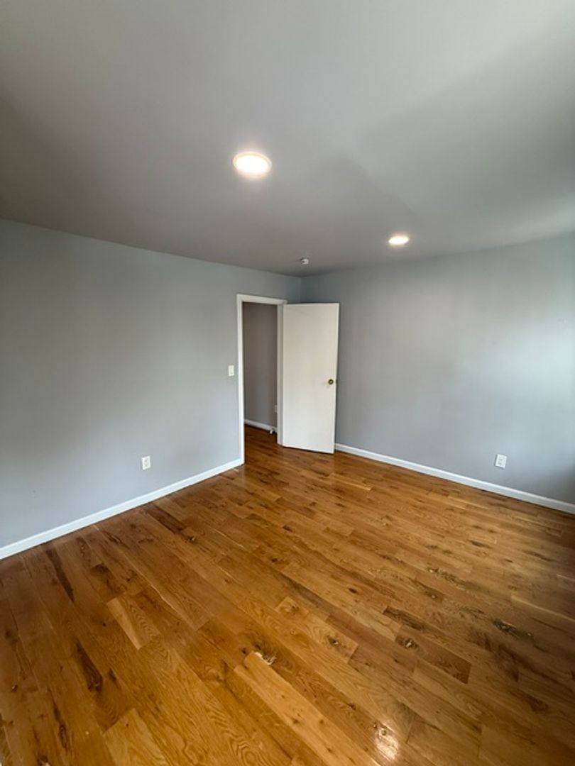 Apartment for rent at 162 First St, Newburgh, NY 12550