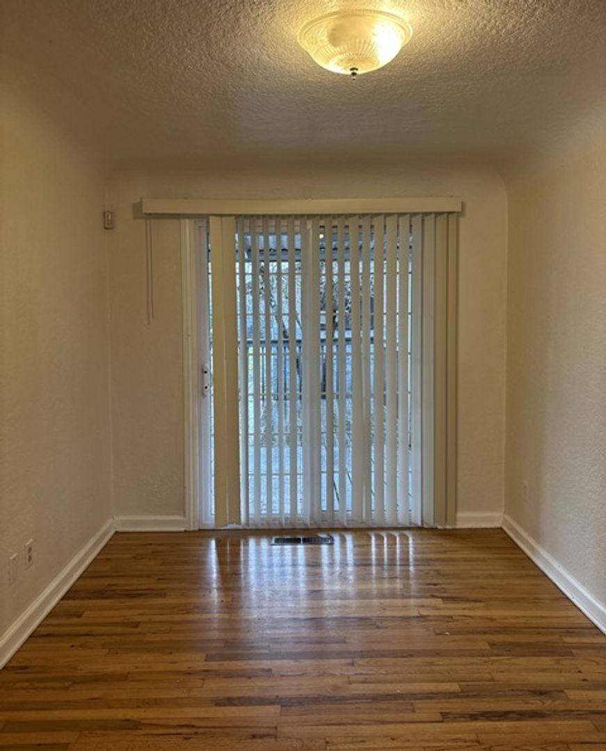 House for rent at 2040 17th St NE, Salem, OR 97301