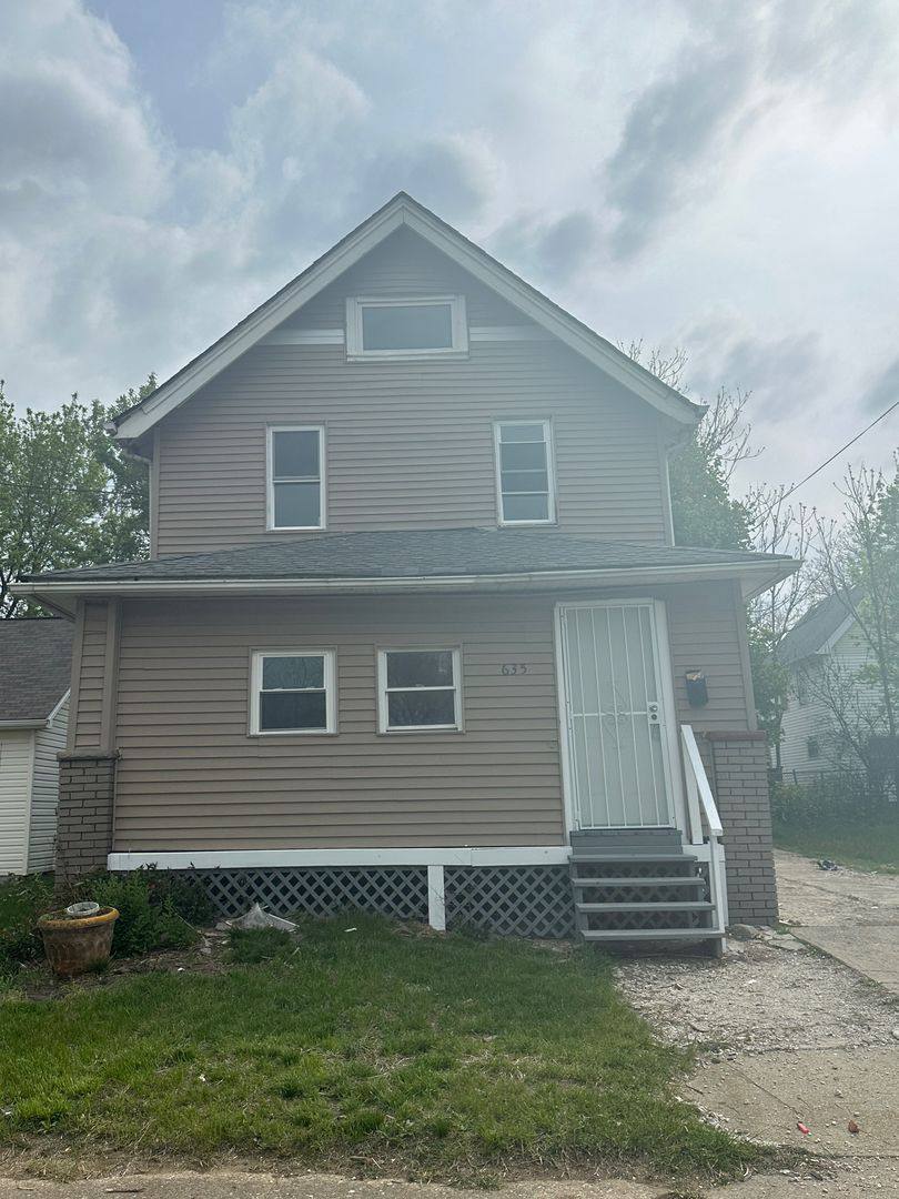 House for rent at 635 E 93rd St, Cleveland, OH 44108