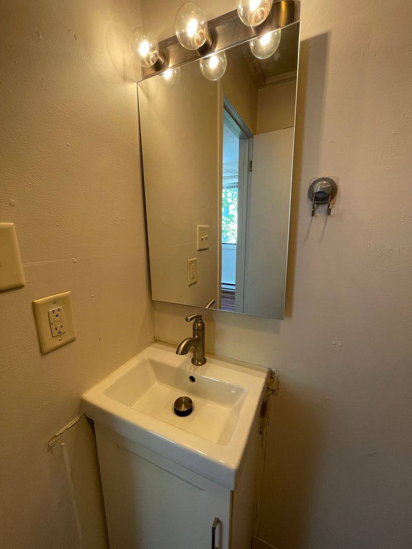 Apartment for rent at 827-829 E 3rd St, Duluth, MN 55806