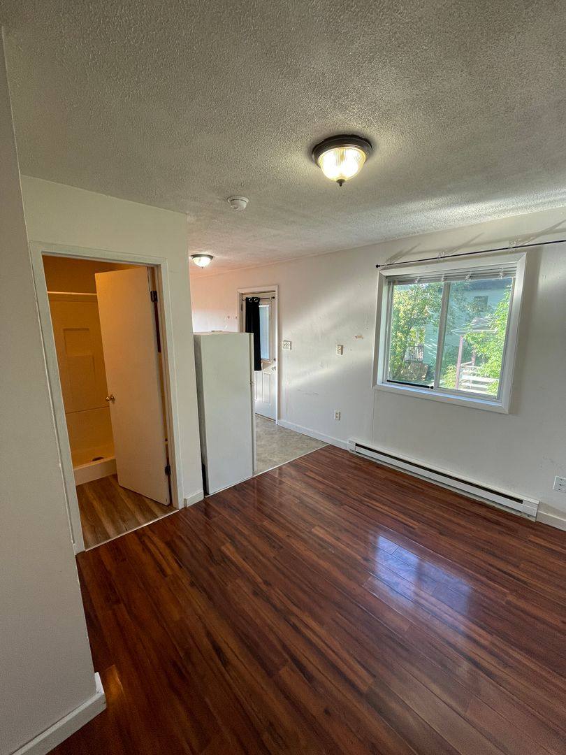 Apartment for rent at 827-829 E 3rd St, Duluth, MN 55806
