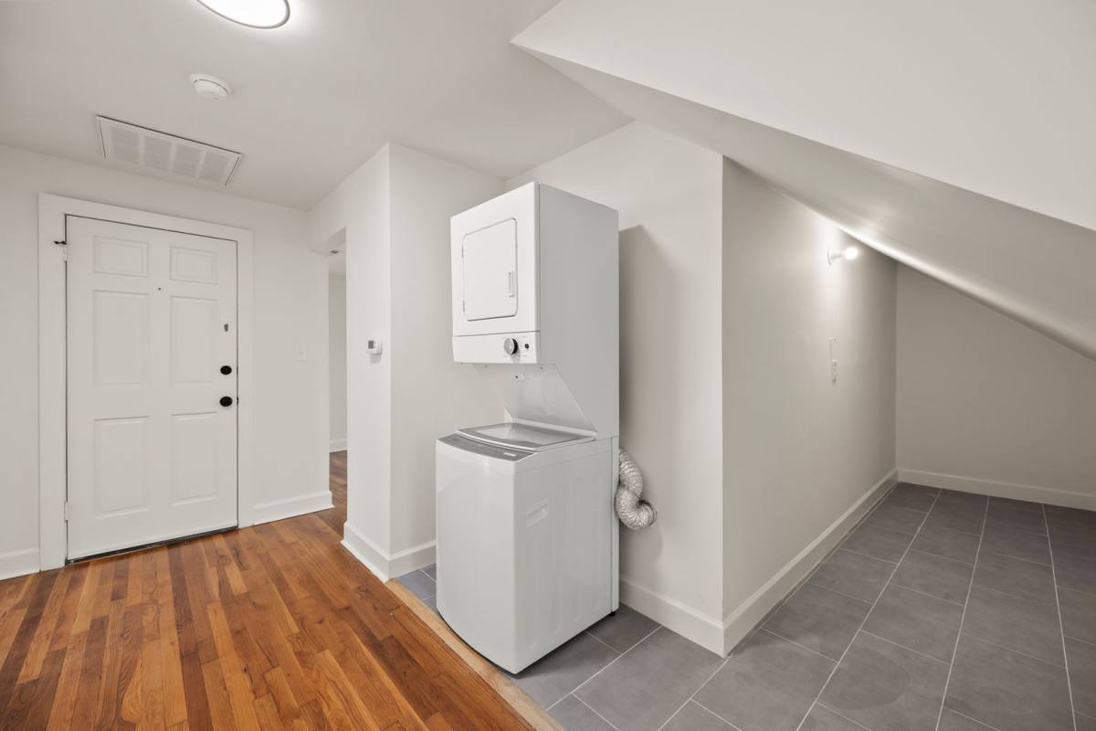 Apartment for rent at 1407 Clover St, Winston Salem, NC 27101
