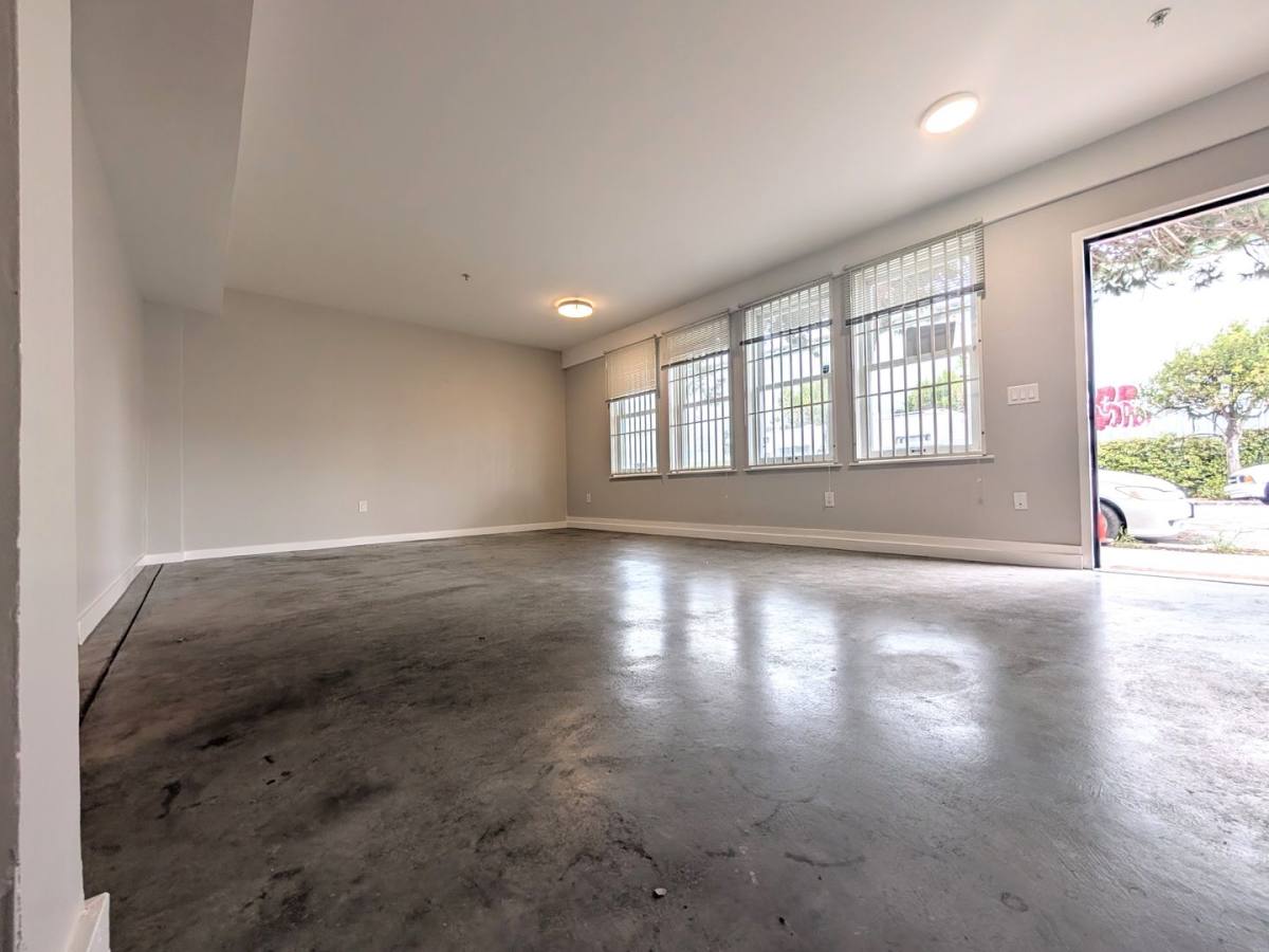 Apartment for rent at 1255 26th St, Oakland, CA 94607