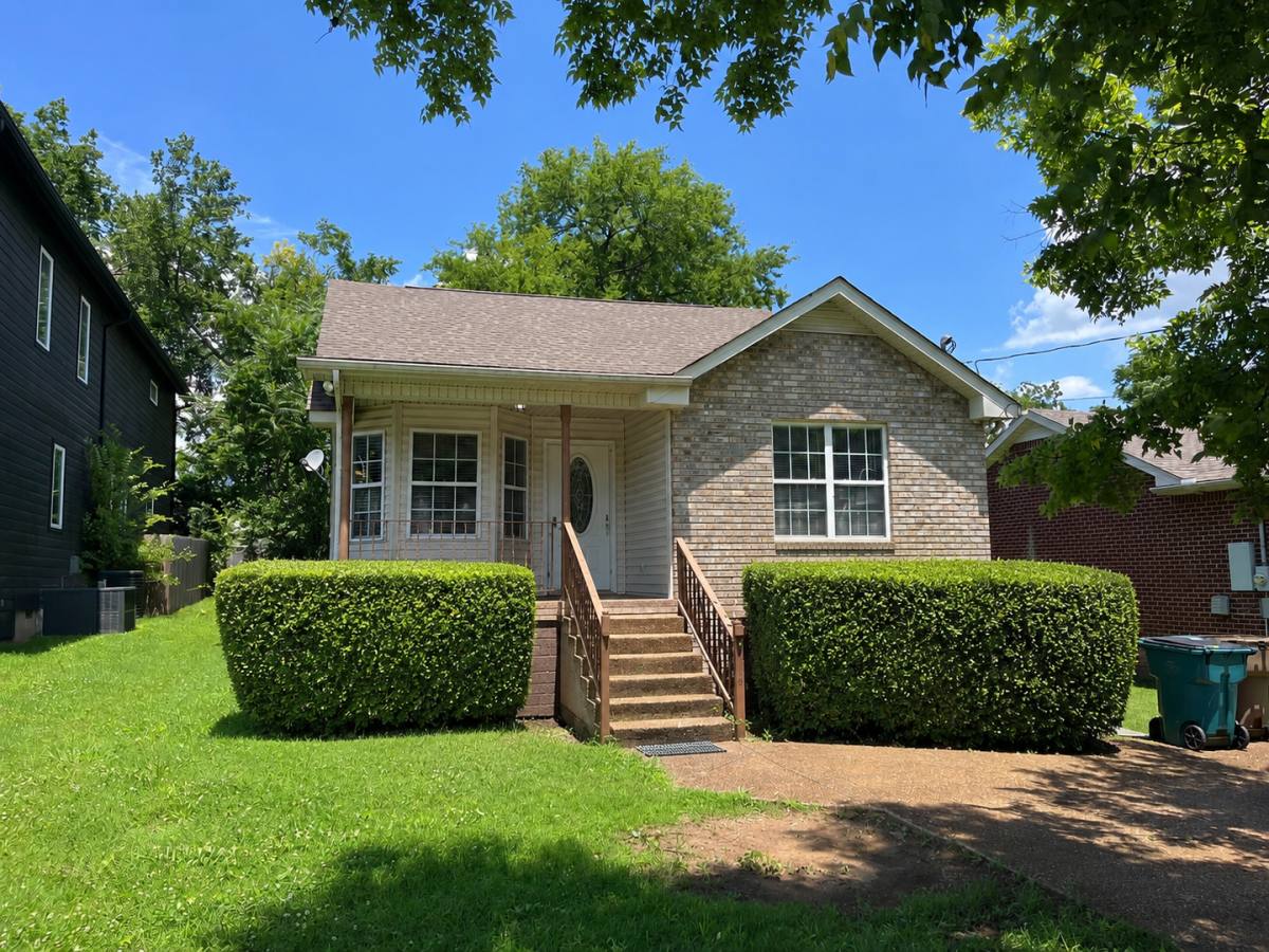 House for rent at 2808 Batavia St, Nashville, TN 37209
