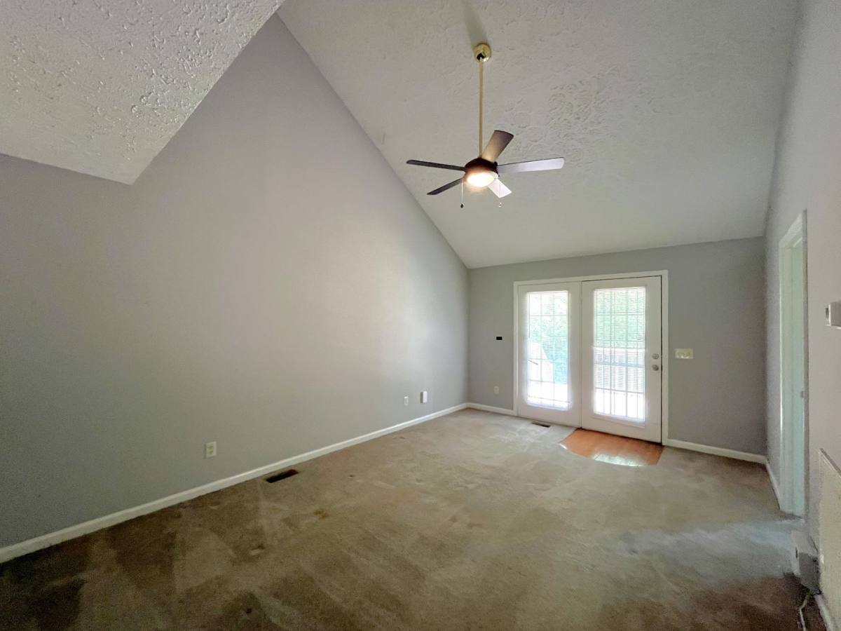 House for rent at 2808 Batavia St, Nashville, TN 37209